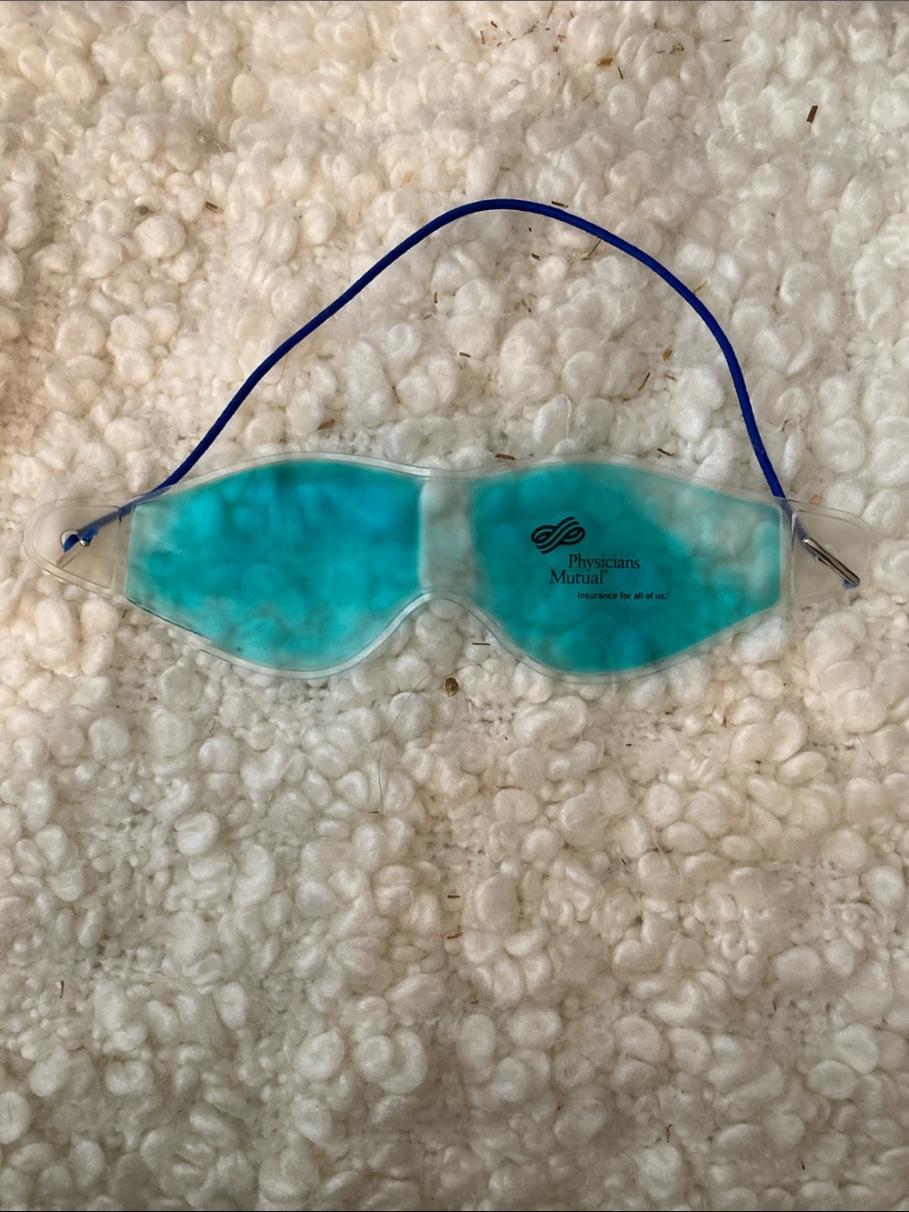 Cold pack eye mask
New in original packaging